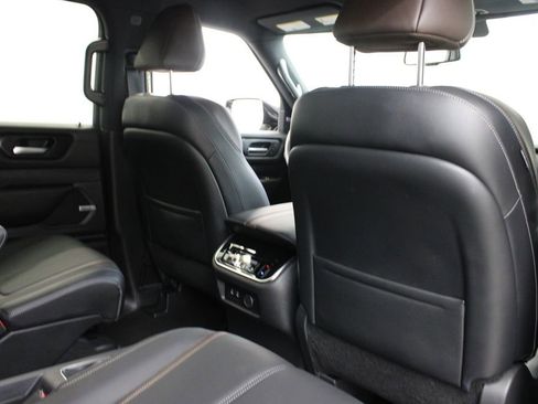 Used 2025 Nissan Armada SL w/ Captain's Chari Seat Package RWD image 22