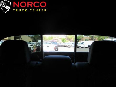 Used 2018 Toyota Tacoma TRD Sport w/ Technology Package image 25