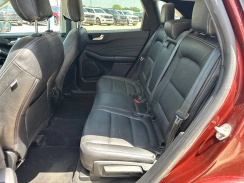 Used 2021 Ford Escape SE w/ SE Sport Appearance Package AWD/4WD image 23