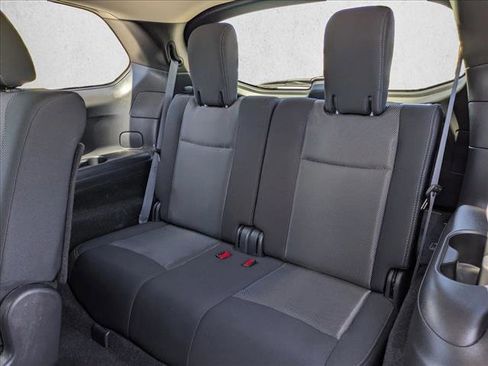 Used 2019 Nissan Pathfinder S FWD image 19