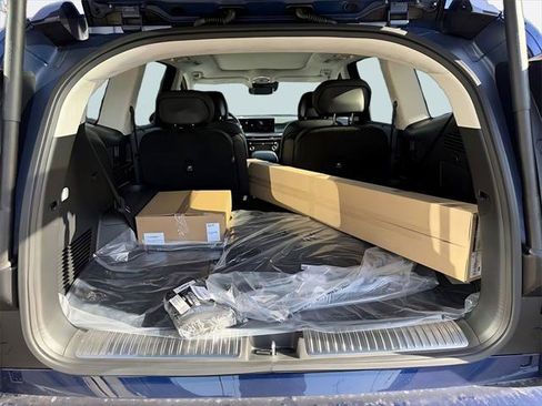 New 2026 Hyundai Ioniq 9 Calligraphy image 11