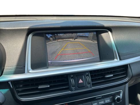 Used 2020 Kia Optima LX FWD image 13