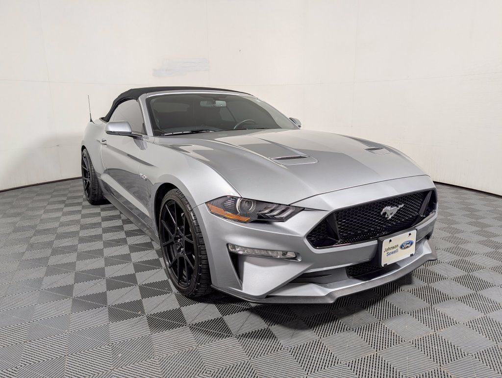 Used 2020 Ford Mustang GT Premium RWD image 1