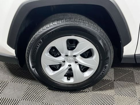 Certified 2025 Toyota RAV4 LE AWD/4WD image 26