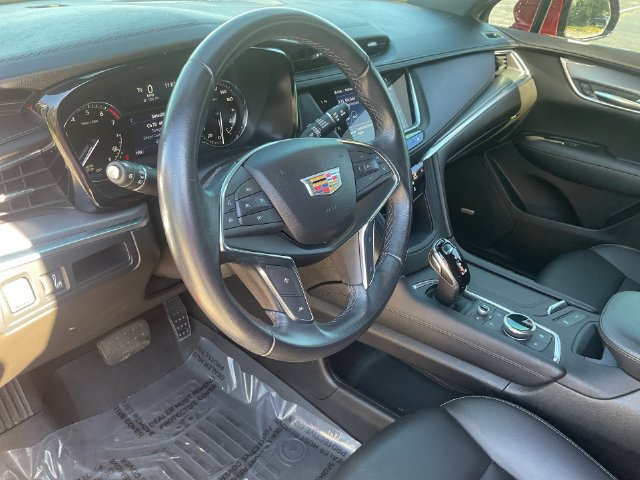 Used 2022 Cadillac XT5 Luxury FWD image 11