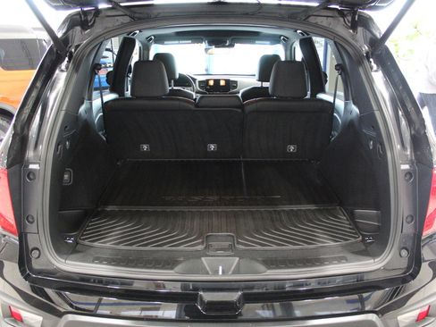 Certified 2023 Honda Passport EX-L image 19