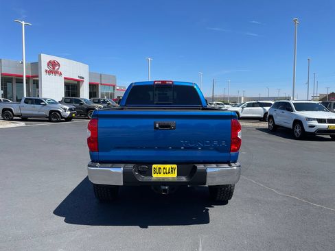Used 2016 Toyota Tundra SR5 w/ TRD Off Road Package AWD/4WD image 4