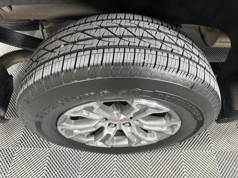 Used 2024 GMC Sierra 1500 SLT image 9