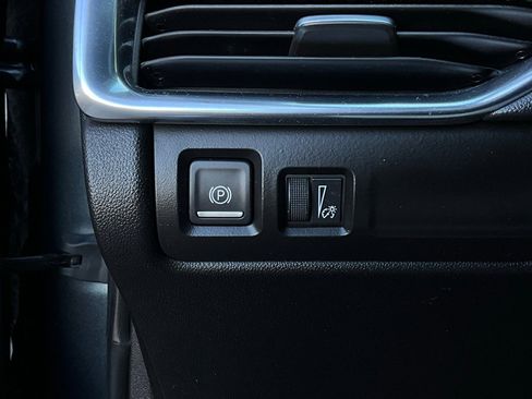 Used 2019 Cadillac XT4 Sport image 26