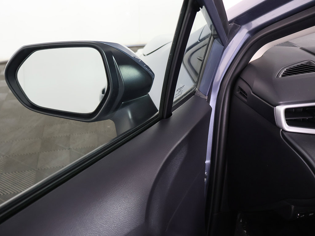 Used 2025 Toyota Corolla LE FWD image 31