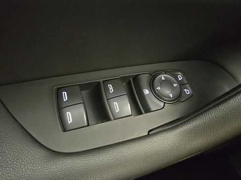 Used 2023 Chevrolet Blazer Premier AWD/4WD image 29