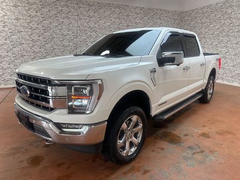Used 2021 Ford F150 Lariat w/ Equipment Group 502A High AWD/4WD image 3