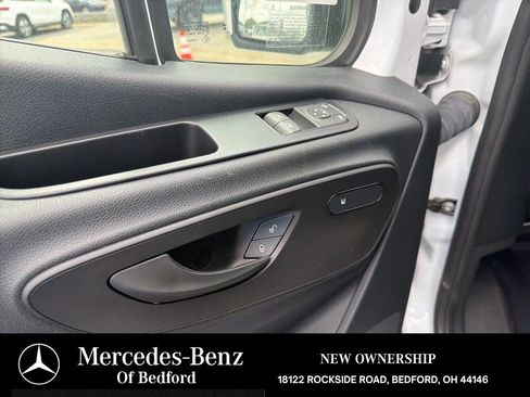 Used 2025 Mercedes-Benz Sprinter 2500 image 8