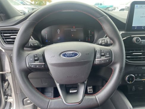 Used 2024 Ford Escape ST-Line image 11