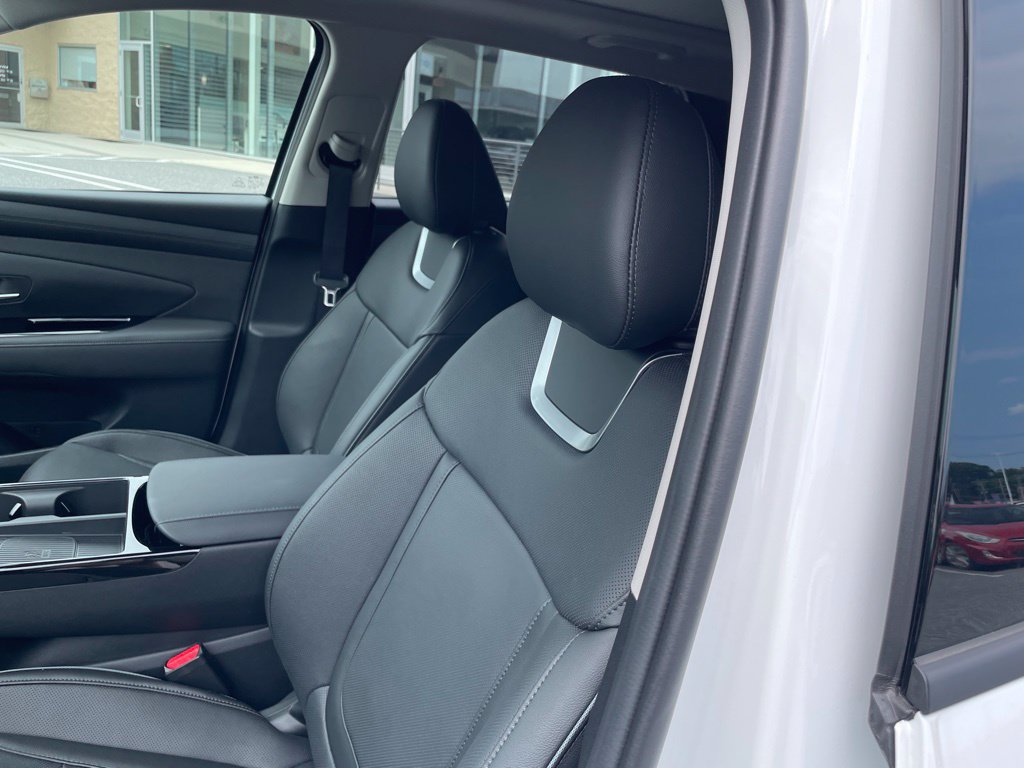 New 2026 Hyundai Tucson Limited FWD image 12