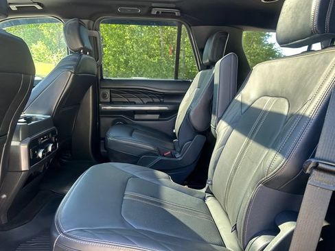 Certified 2024 Ford Expedition Platinum AWD/4WD image 19