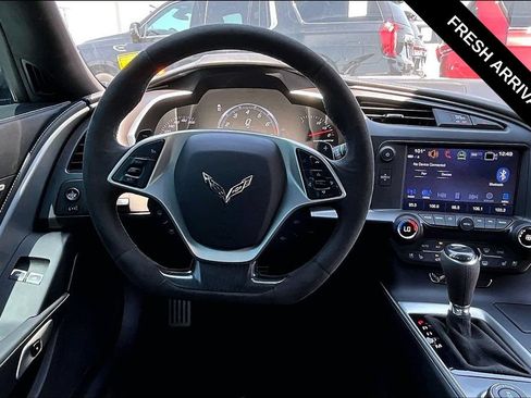 Used 2019 Chevrolet Corvette Stingray Coupe w/ 2LT Preferred Equipment Group RWD image 10