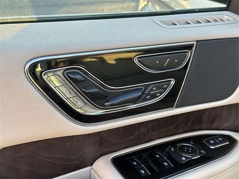 Used 2021 Lincoln Navigator L Reserve image 34
