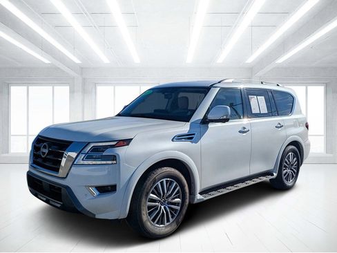 Used 2023 Nissan Armada SL w/ Captain's Chairs Package image 7