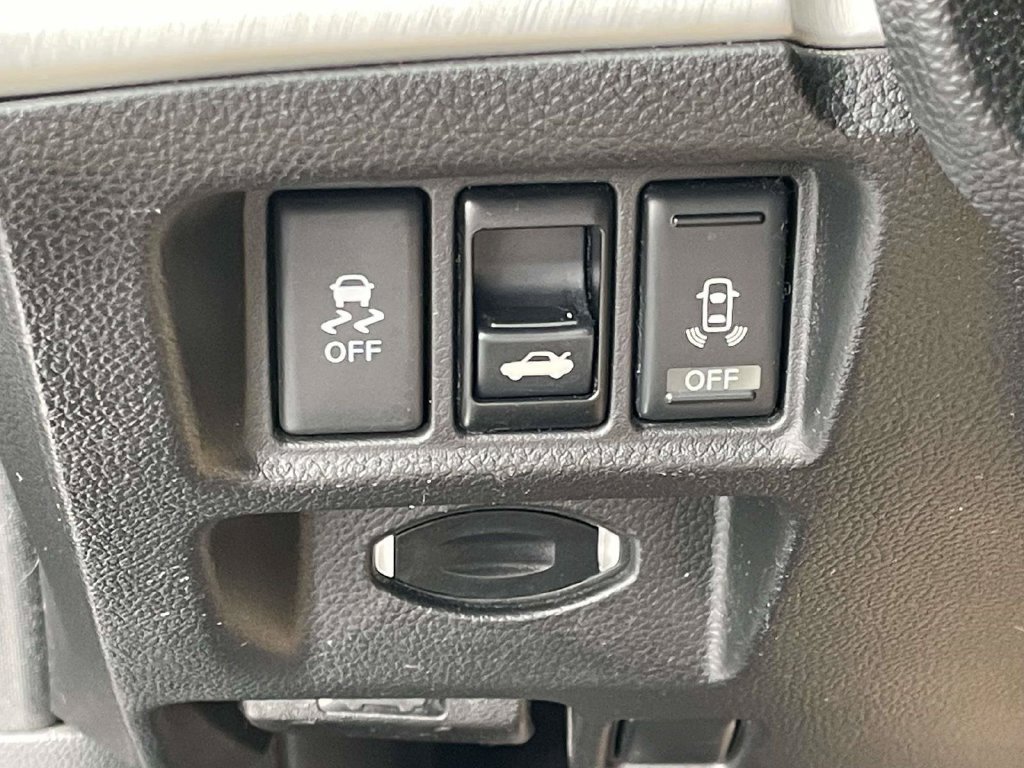 Used 2012 INFINITI G37 Convertible w/ Premium Pkg RWD image 14