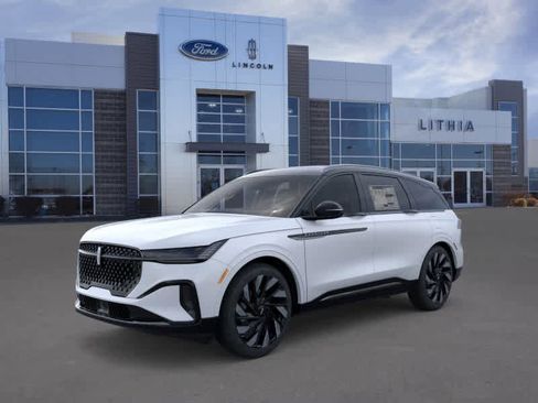 New 2026 Lincoln Nautilus Reserve w/ Jet Appearance Package image 1