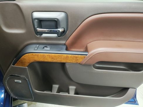 Used 2015 Chevrolet Silverado 1500 High Country image 9