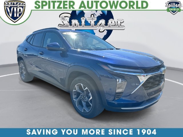 Used 2024 Chevrolet Trax LT w/ Driver Confidence Package FWD image 1