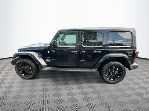 Certified 2023 Jeep Wrangler Unlimited Sahara w/ Cold Weather Group AWD/4WD image 9