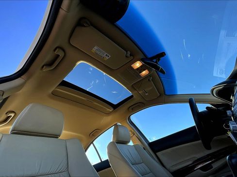 Used 2012 Honda Accord EX-L image 16