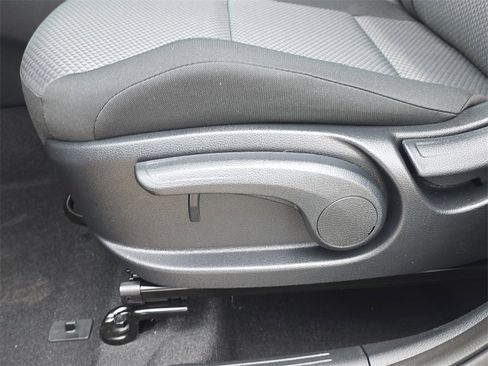 New 2025 Kia Soul LX image 22