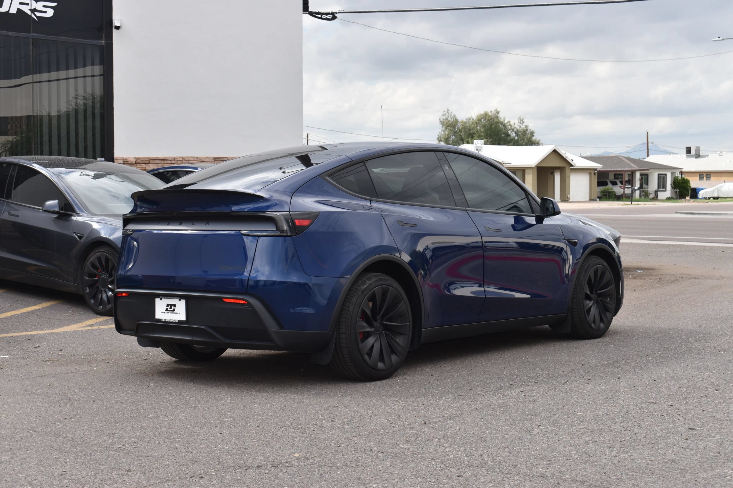 Used 2026 Tesla Model Y Long Range AWD/4WD image 8