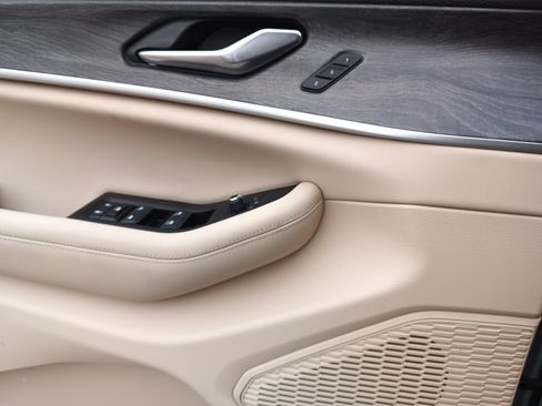 Certified 2024 Jeep Grand Cherokee Limited image 23