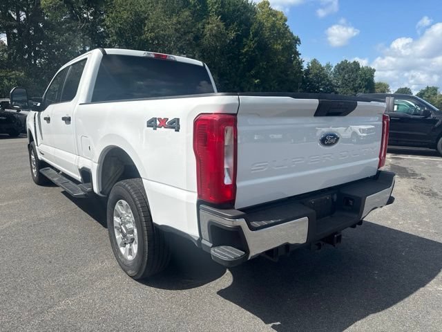 Certified 2024 Ford F250 XLT AWD/4WD image 3