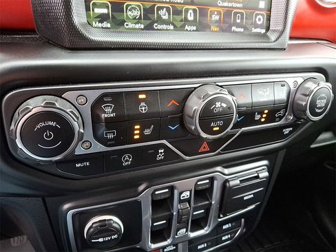 Used 2021 Jeep Wrangler Unlimited Rubicon image 15