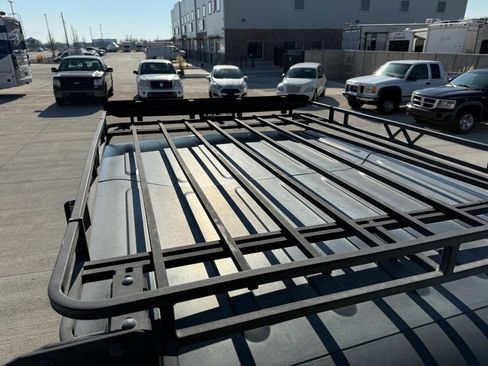 Used 2010 Jeep Wrangler Rubicon w/ PWR Convenience Group image 15