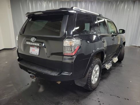 Used 2021 Toyota 4Runner SR5 AWD/4WD image 8
