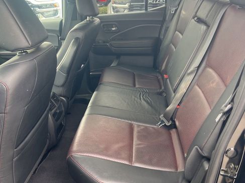 Used 2019 Honda Ridgeline Black Edition image 11