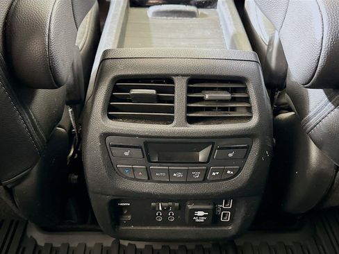 Used 2022 Honda Pilot Touring image 25