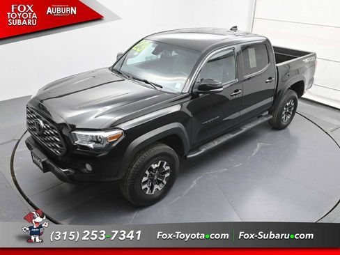 Used 2023 Toyota Tacoma TRD Off-Road image 30
