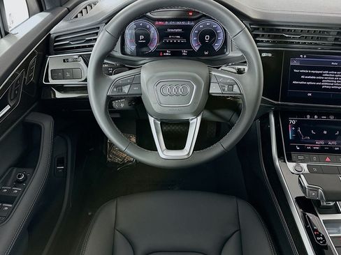Used 2025 Audi Q7 3.0T Premium Plus w/ Premium Plus Package AWD/4WD image 5
