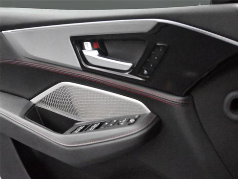 Certified 2024 Acura MDX A-Spec image 5