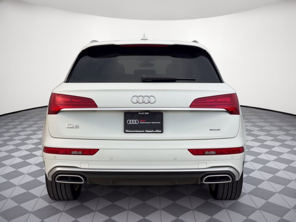 Used 2023 Audi Q5 2.0T Premium Plus w/ Premium Plus Package AWD/4WD image 11