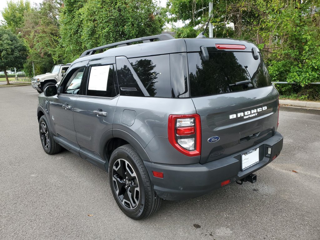 Used 2022 Ford Bronco Sport Outer Banks AWD/4WD image 3