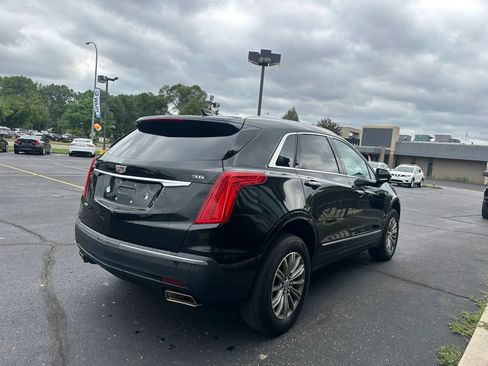 Used 2019 Cadillac XT5 FWD image 4