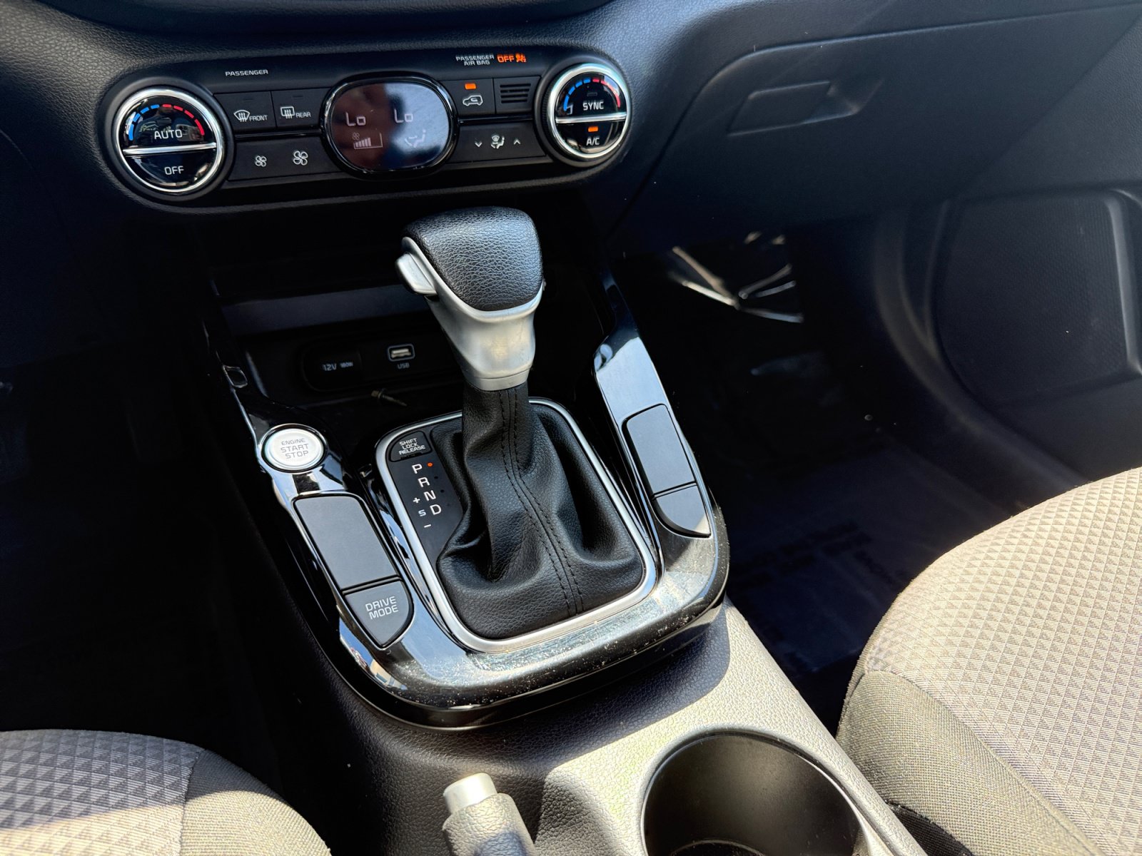 Used 2025 Kia Soul S FWD image 13