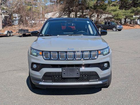 Certified 2022 Jeep Compass Limited AWD/4WD image 2