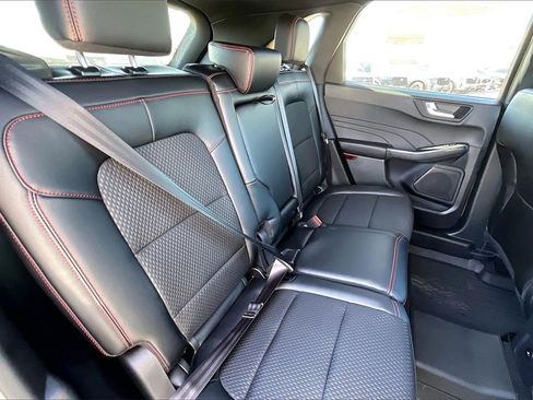 New 2026 Ford Escape ST-Line w/ Tech Pack #1 image 24