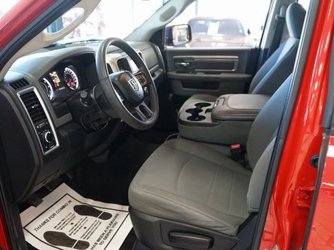 Used 2018 RAM 1500 Classic SLT image 18