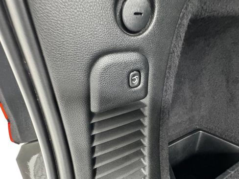 Used 2025 Dodge Durango R/T AWD/4WD image 17
