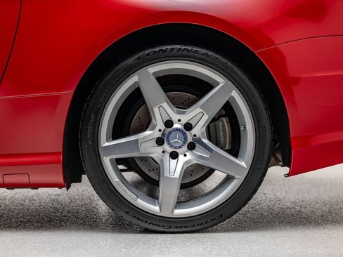 Used 2014 Mercedes-Benz SL 550 image 17